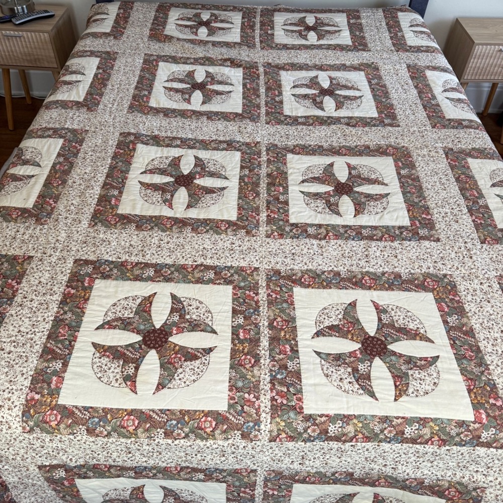 Handmade Floral Patchwork Quilt Applique Country Cottagecore Cream Burgundy